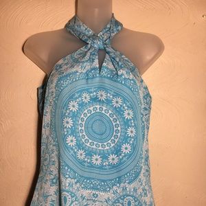 Sleeveless blouse